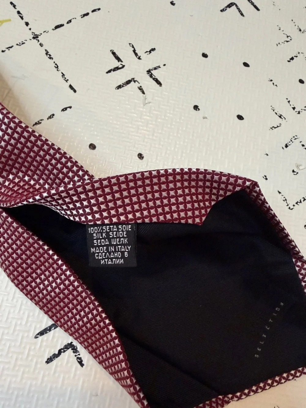 Hugo‎ Boss Selection burgundy tie